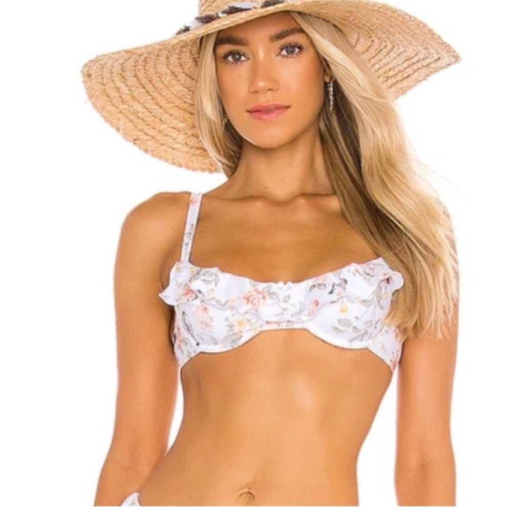 We wore what ruffle floral bikini top size small